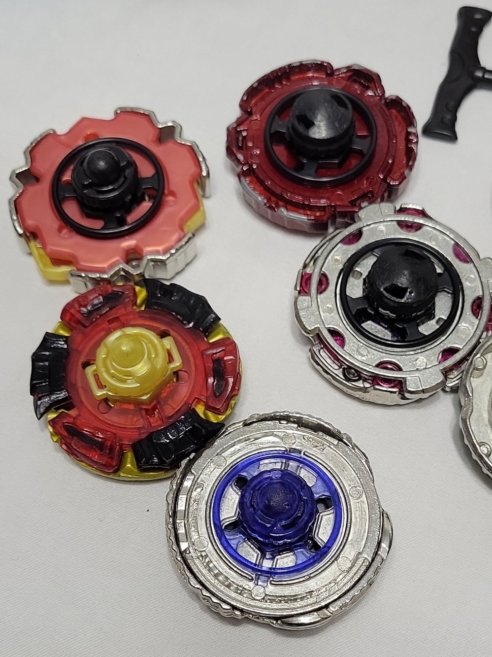 Battling 11 Spinning Tops 2 Launchers Metal Fusion Game with Storage Box - Picture 13 of 16